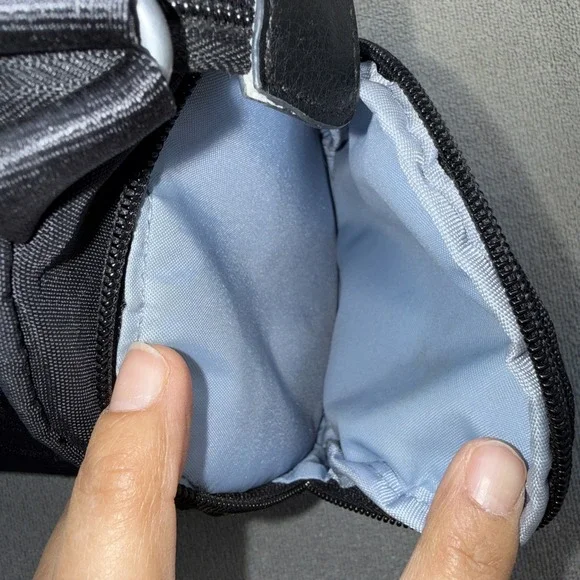 Baggallini Everyplace Crossbody Black Nylon Travel Purse Shoulder Bag Gray Lined - Picture 7 of 9